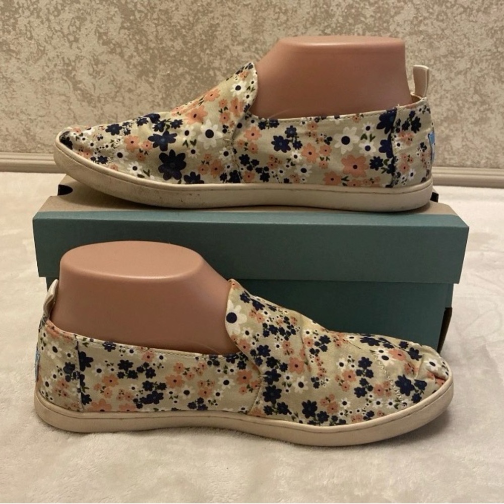 Toms Floral Print Flats - Cream, Blue and Pink